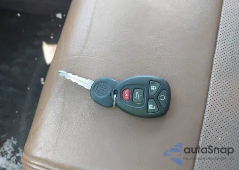 2017 Buick Enclave Leather z USA, uszkodzony, nr VIN 5GAKVBKD7HJ252177